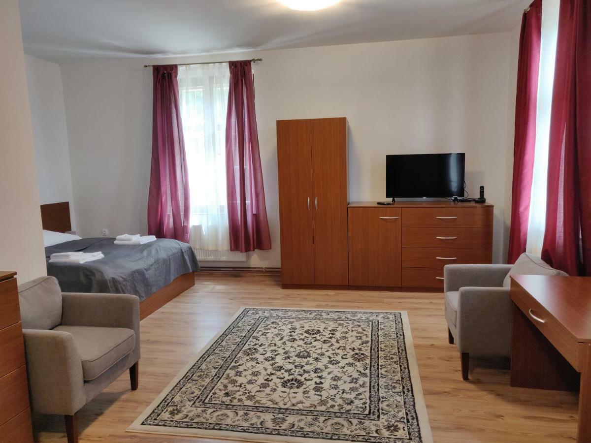 Penzion Sessler *** Trnava Dış mekan fotoğraf